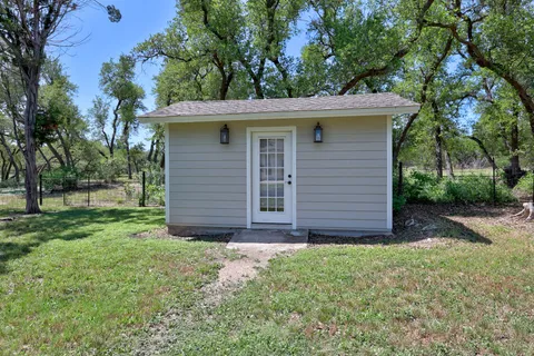 $525,000 | 11019 Southwest Oaks, Austin, TX 78737