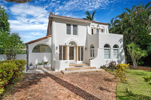 $3,120,000 | 671 Northeast 57th Street, Miami, FL 33137