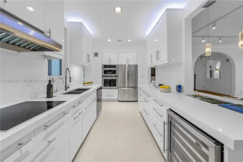 $3,120,000 | 671 Northeast 57th Street, Miami, FL 33137