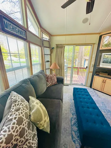 $160,000 | 6473 Blue Star Highway, Unit 12, Saugatuck, MI 49453