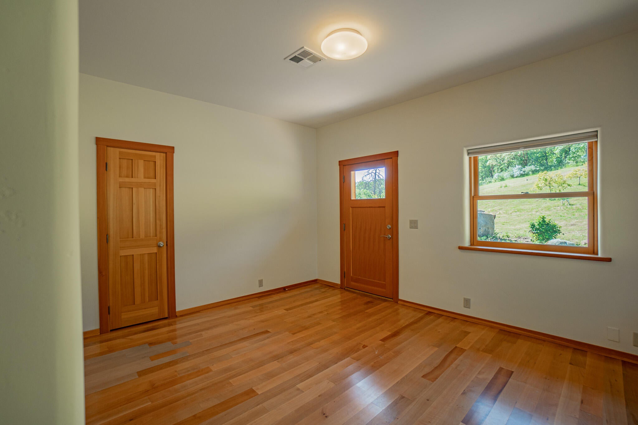 1785 Zemke Road Talent, OR 97540 - Photo 38 of 61 DSC09831-HDR