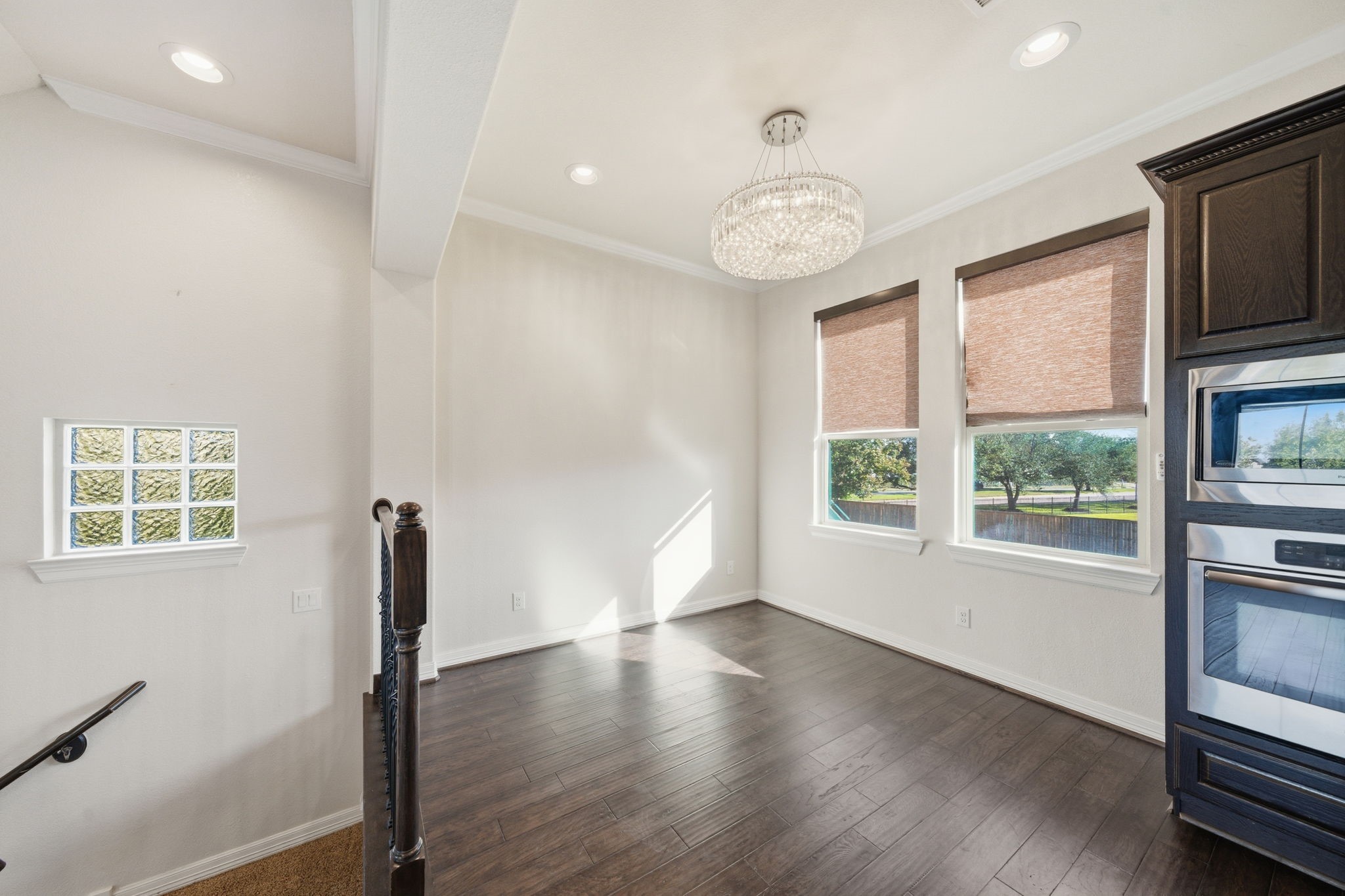 10218 Spring Shadows Park Circle Houston, TX 77080 - Photo 13 of 46