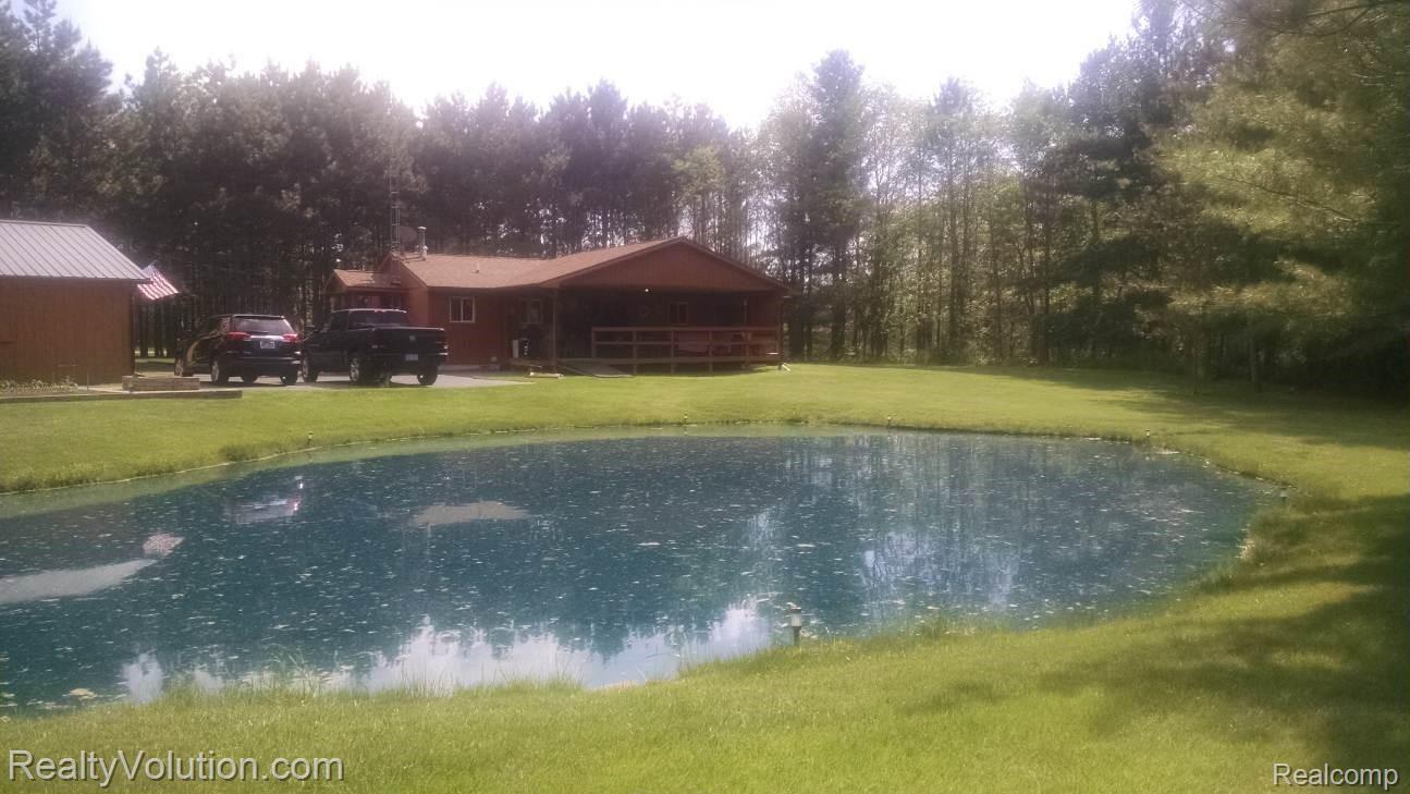 2488 Brown Road Millington, MI 48746 - Photo 3 of 46 D2705192-BE45-401A-8544-DF4A975ABA9D.jpeg