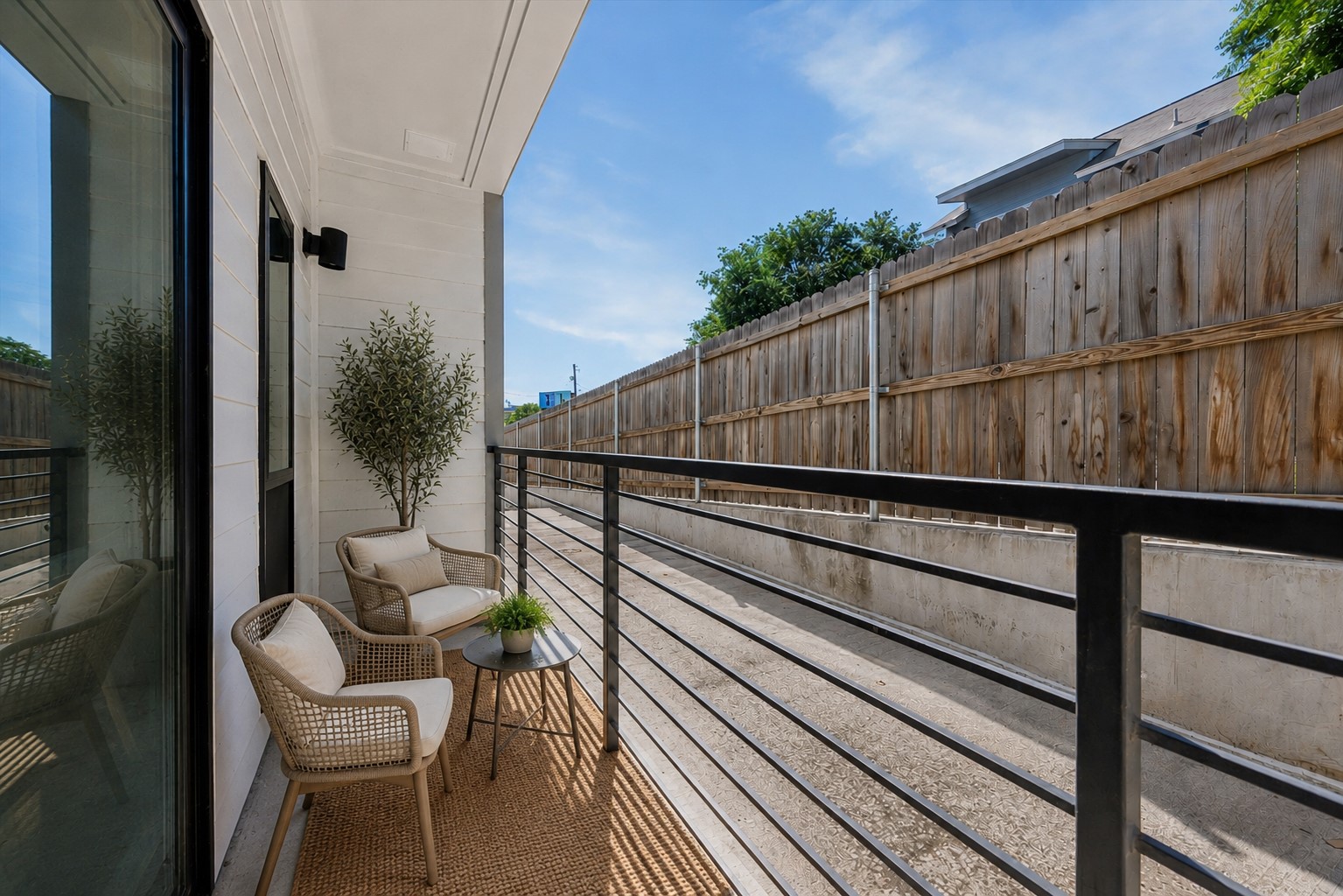 2220 Webberville Road, Unit 216 Austin, TX 78702 - Photo 22 of 26 Virtually Staged - Outdoor balcony