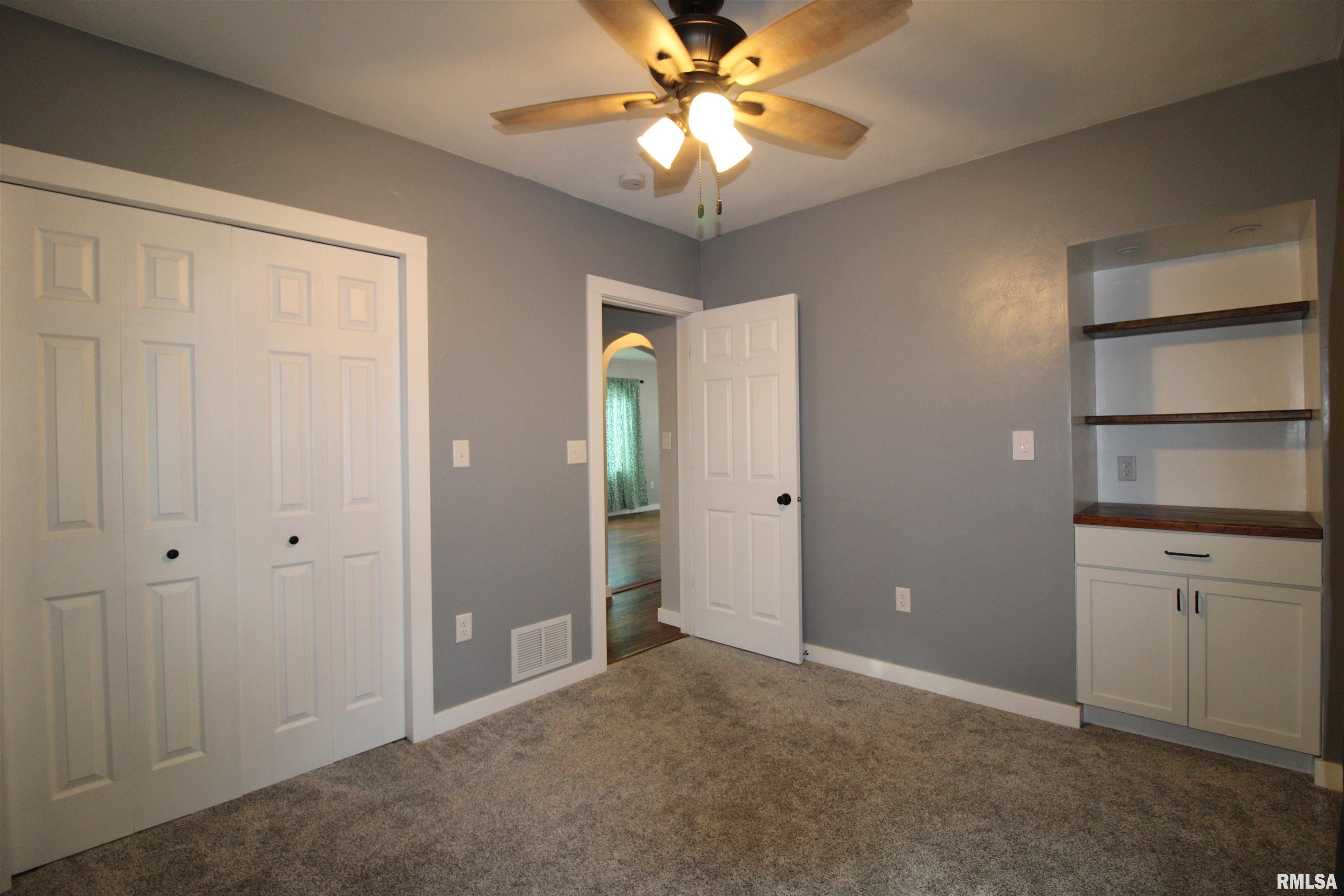 612 Spring Street Washington, IL 61571 - Photo 11 of 33 Gallery Image 11