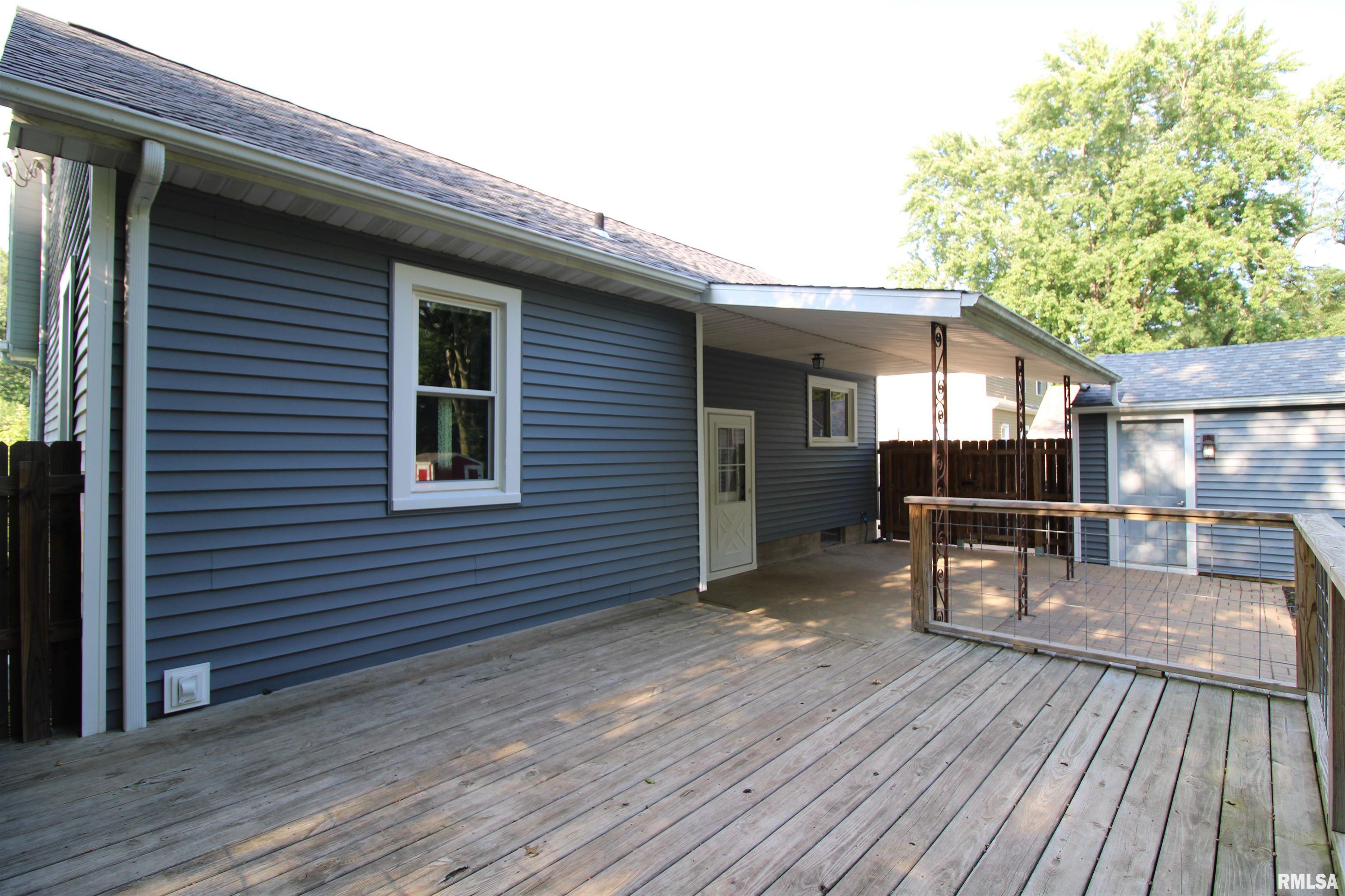 612 Spring Street Washington, IL 61571 - Photo 27 of 33 Gallery Image 27