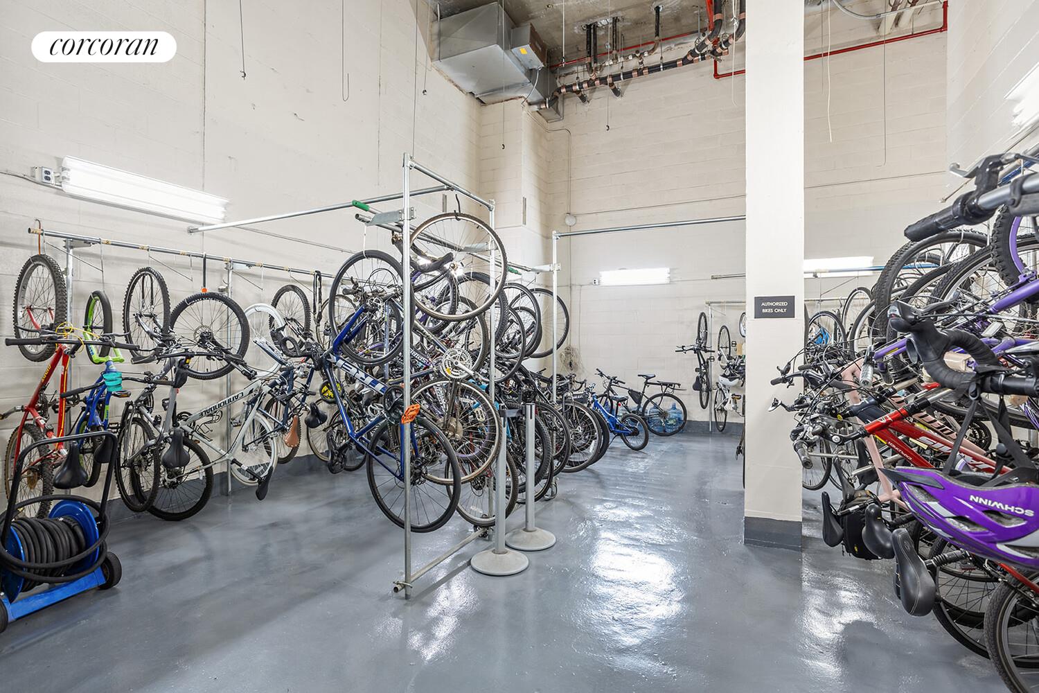 10 West End Avenue, Unit 7K Manhattan, NY 10023 - Photo 16 of 18