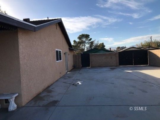214 South Broadway Street Ridgecrest, CA 93555 - Photo 15 of 20