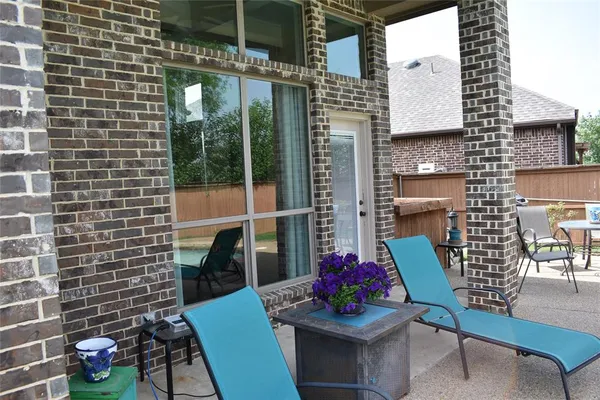 $435,500 | 490 Oak Hills Lane, Fate, TX 75189
