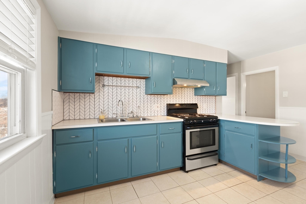 56 Ralph Street, Unit 3 Watertown, MA 02472 - Photo 11 of 20