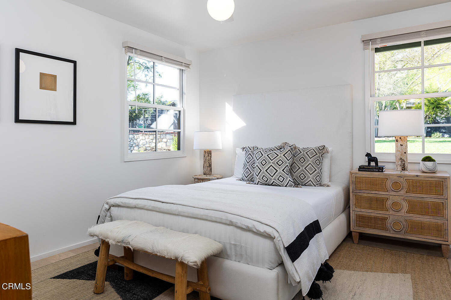 3142 Lincoln Avenue Altadena, CA 91001 - Photo 23 of 48 a bedroom with a bed and a window