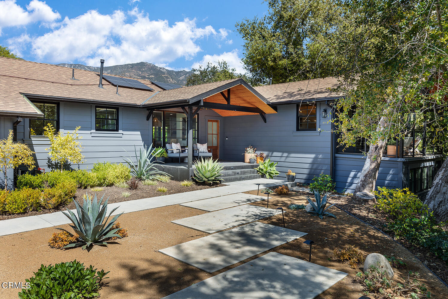 3142 Lincoln Avenue Altadena, CA 91001 - Photo 4 of 48 a front view of a house with garden
