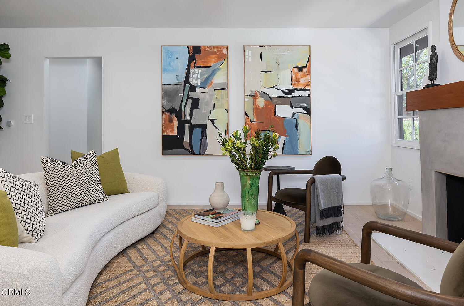 3142 Lincoln Avenue Altadena, CA 91001 - Photo 9 of 48 a living room with furniture and wooden floor