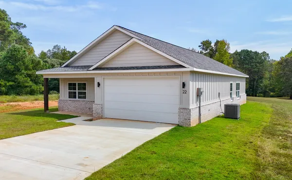 $269,000 | 22 Deer Park Lane Lane, Iuka, MS 38852