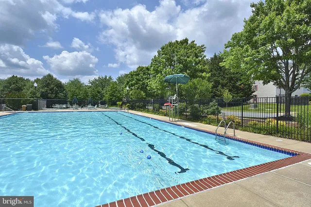 $2,550 | 407 Palmspring Drive, Gaithersburg, MD 20878