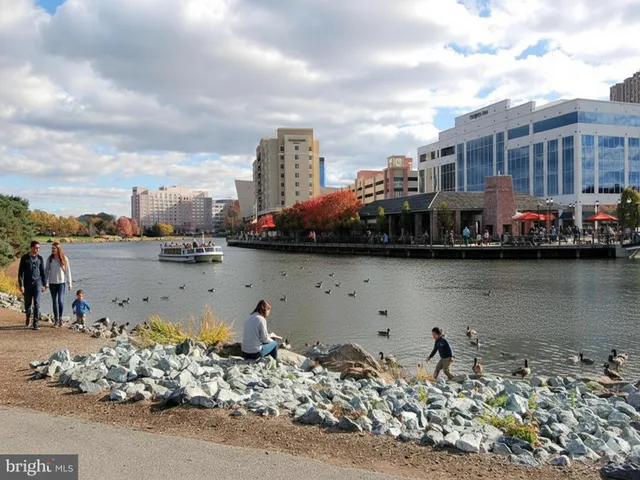 $2,550 | 407 Palmspring Drive, Gaithersburg, MD 20878