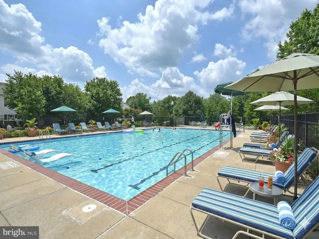 $2,550 | 407 Palmspring Drive, Gaithersburg, MD 20878