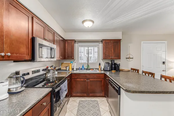 $299,000 | 1014 East Spence Avenue, Unit 208, Tempe, AZ 85281