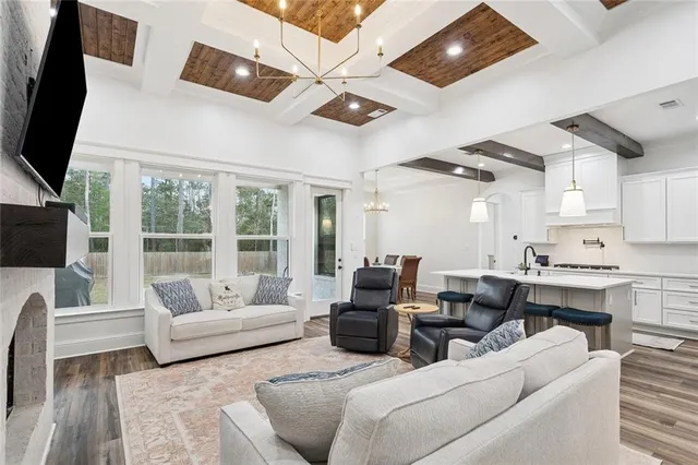 $599,999 | 420 Belle Pointe Drive, Madisonville, LA 70447