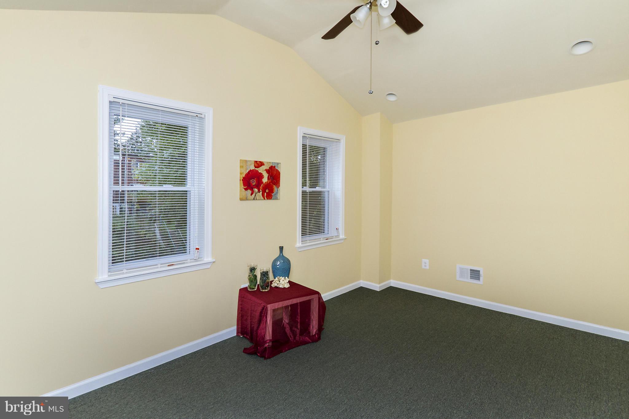 4539 Pen Lucy Road Baltimore, MD 21229 - Photo 15 of 30 Bedroom