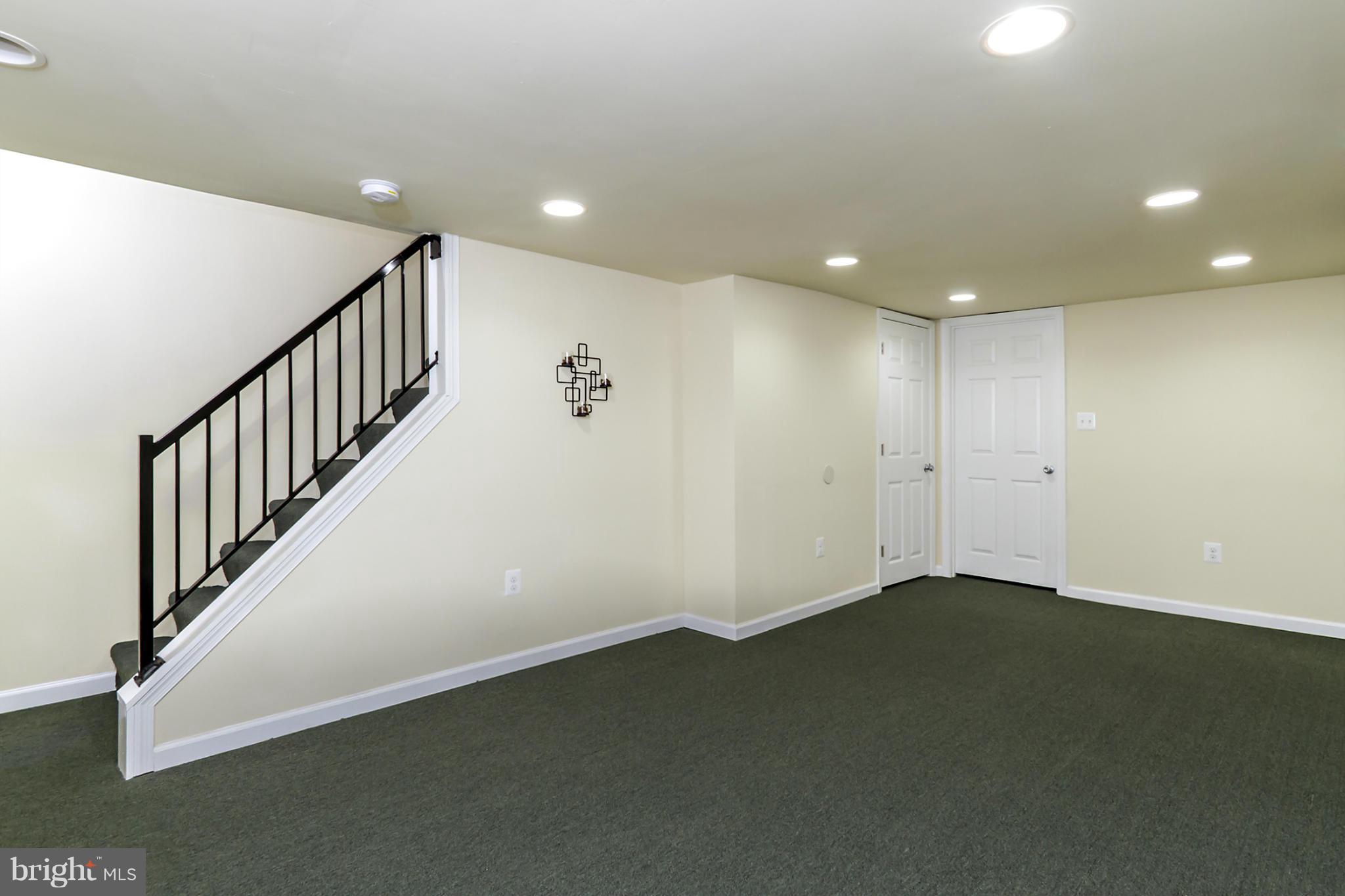4539 Pen Lucy Road Baltimore, MD 21229 - Photo 17 of 30 Bedroom