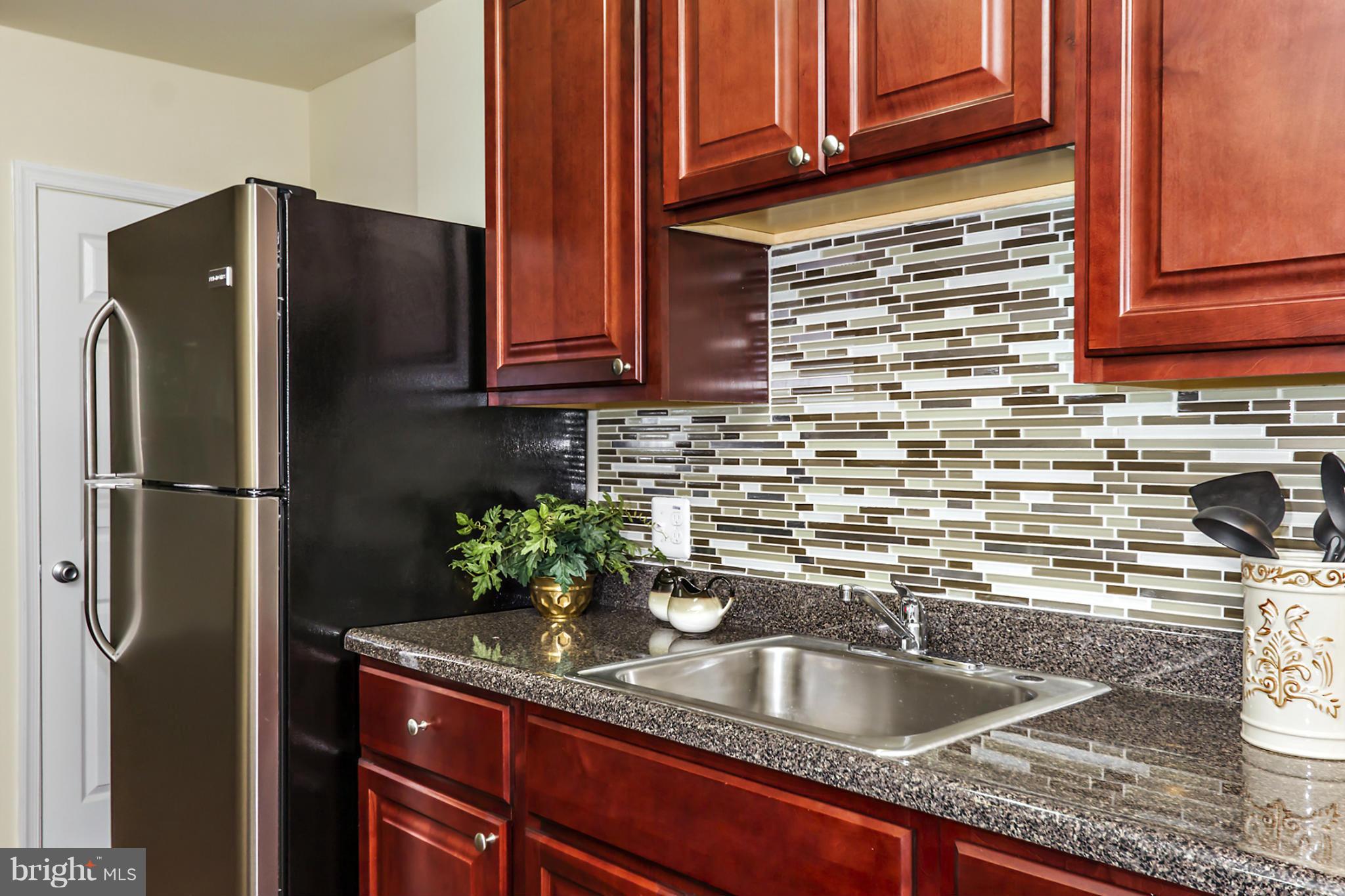 4539 Pen Lucy Road Baltimore, MD 21229 - Photo 7 of 30 Kitchen