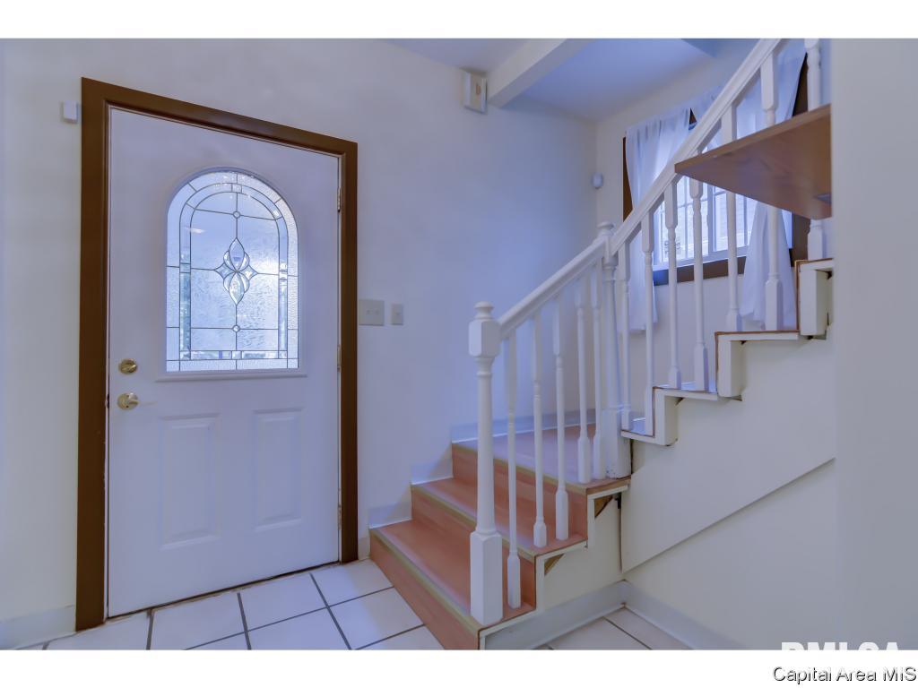 2163 South 10th Street Springfield, IL 62703 - Photo 4 of 32