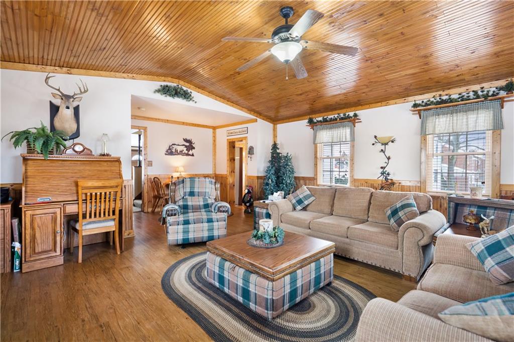 636 Greenlee Road Pittsburgh, PA 15227 - Photo 20 of 25 Gallery Image 20
