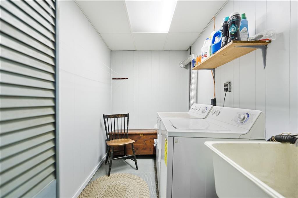 636 Greenlee Road Pittsburgh, PA 15227 - Photo 24 of 25 Gallery Image 24