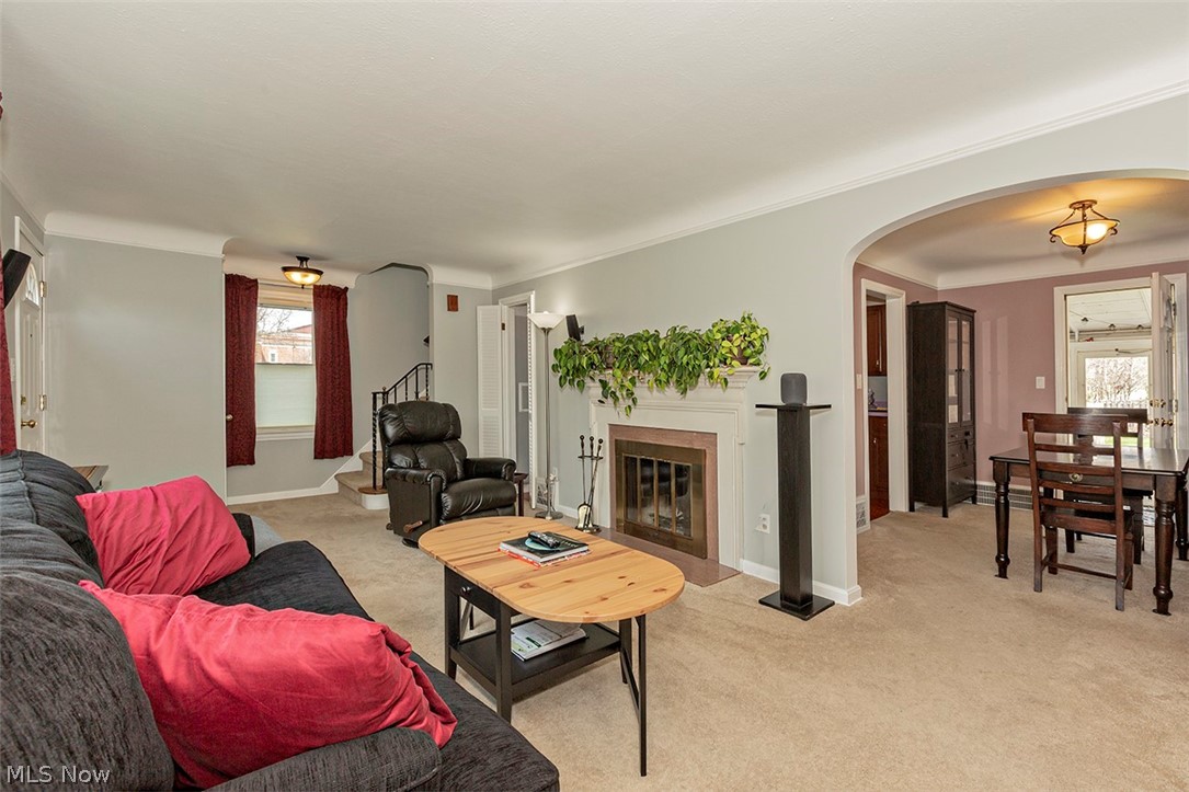 1427 Evanston Road Cleveland, OH 44124 - Photo 9 of 30
