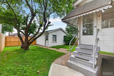 $450,000 | 5410 Tholozan Avenue, St. Louis, MO 63109