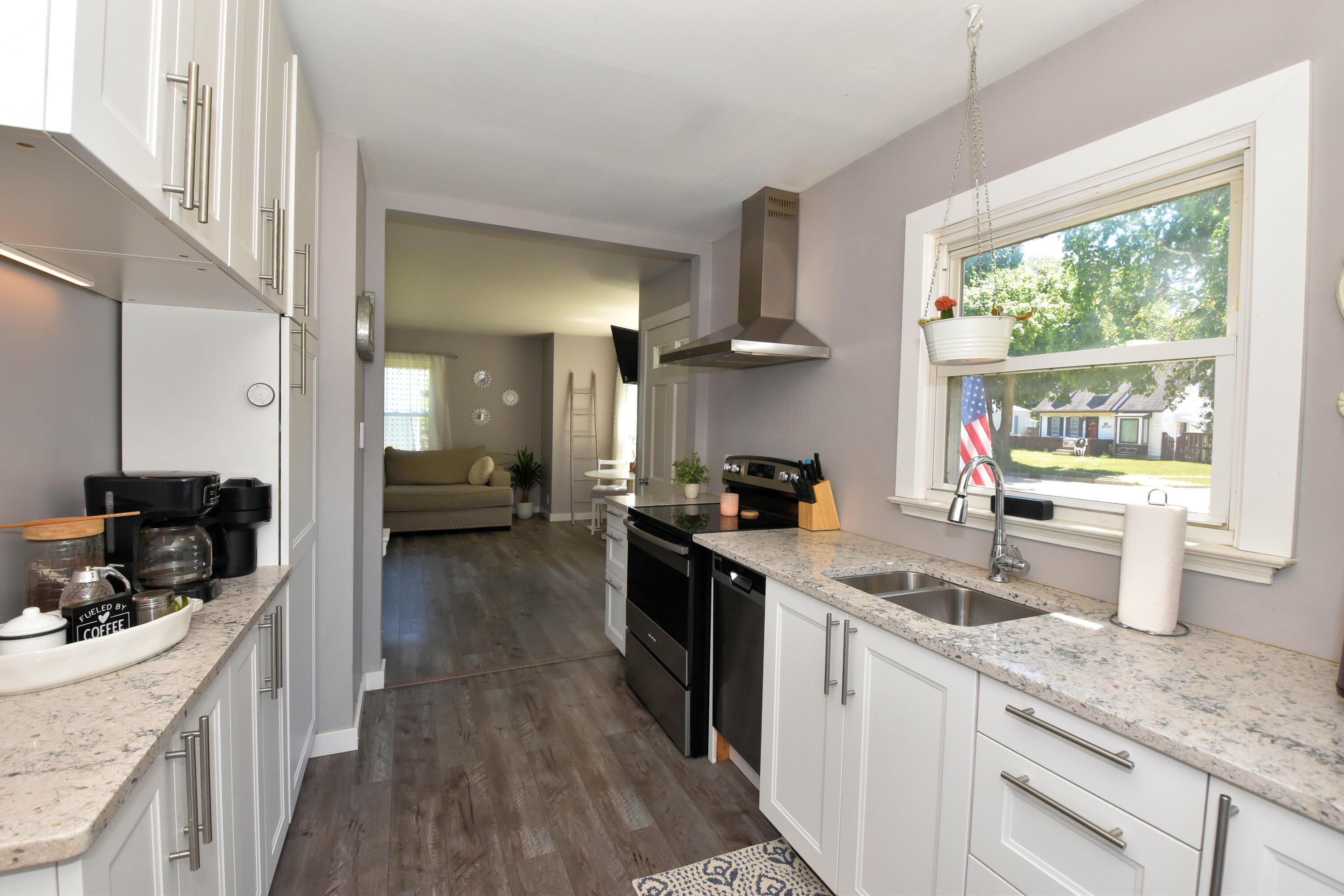 2030 Webster Street Racine, WI 53403 - Photo 8 of 32 Kitchen