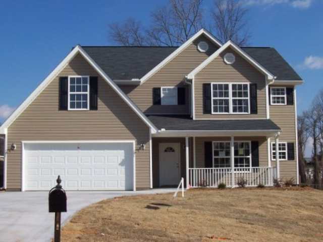 3 Tale Court Greer, SC 29650 - Photo 1 of 23 Gallery Image 1