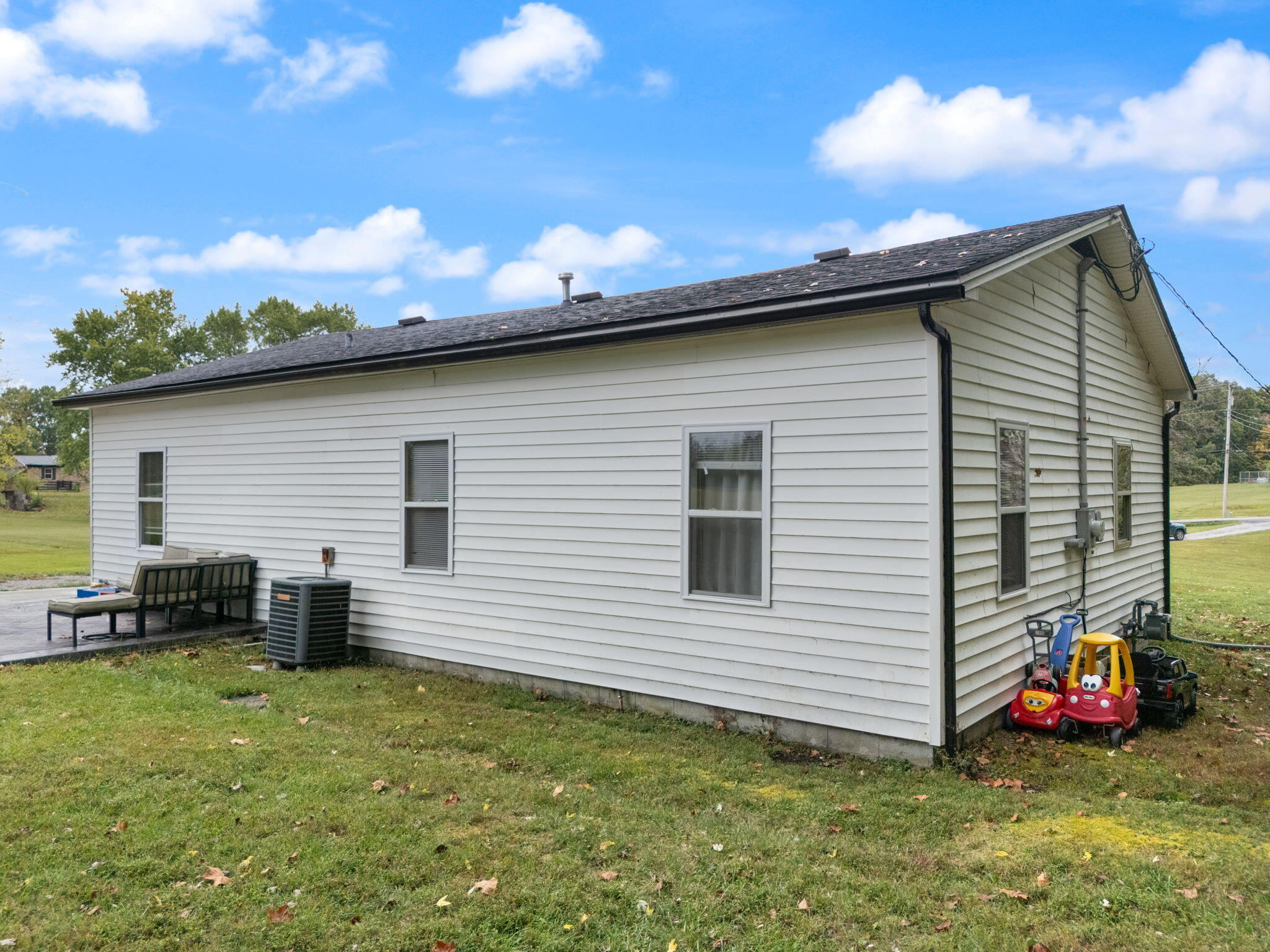 637 College Hill Road Waco, KY 40385 - Photo 44 of 63 44-web-or-mls-DJI_20250924172856_0432_D