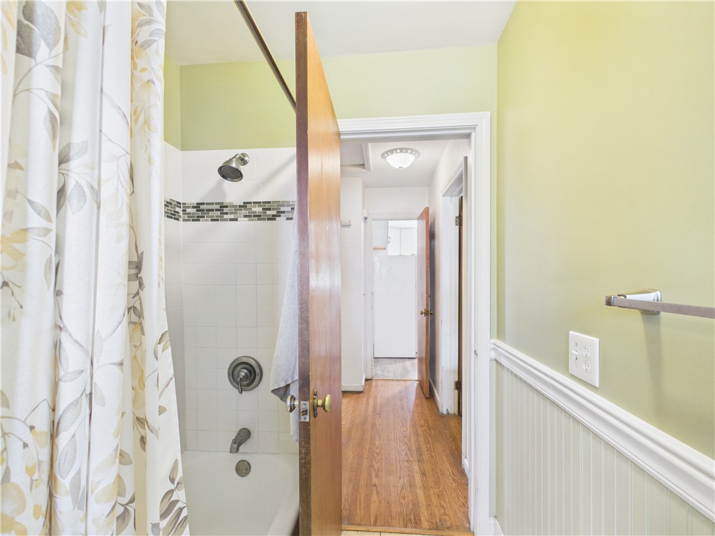 157 Orland Road Irondequoit, NY 14622 - Photo 10 of 43 Gallery Image 10