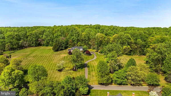$975,000 | 7316 Longfield Drive, Kingsville, MD 21087