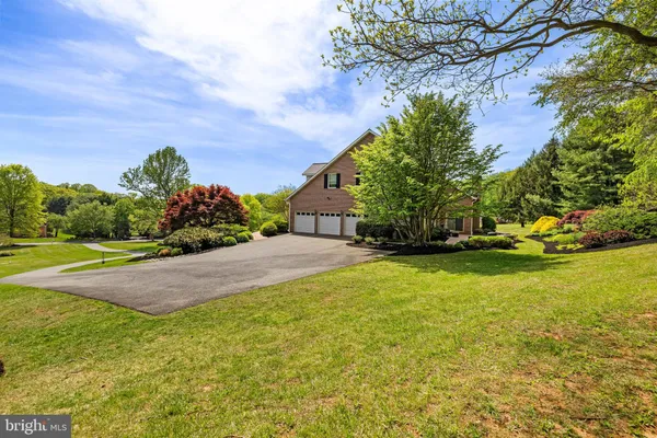 $975,000 | 7316 Longfield Drive, Kingsville, MD 21087