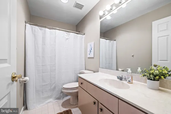 $975,000 | 7316 Longfield Drive, Kingsville, MD 21087