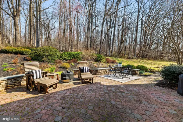 $975,000 | 7316 Longfield Drive, Kingsville, MD 21087