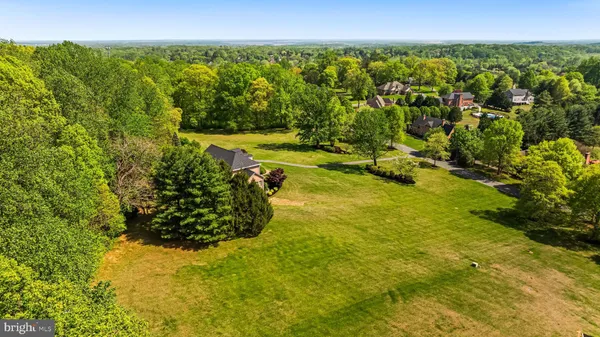 $975,000 | 7316 Longfield Drive, Kingsville, MD 21087