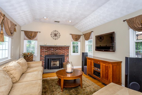 45 Birchcroft Road Canton, MA 02021 - Photo 7 of 28 Gallery Image 7