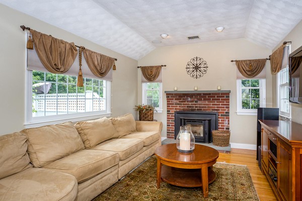 45 Birchcroft Road Canton, MA 02021 - Photo 8 of 28 Gallery Image 8