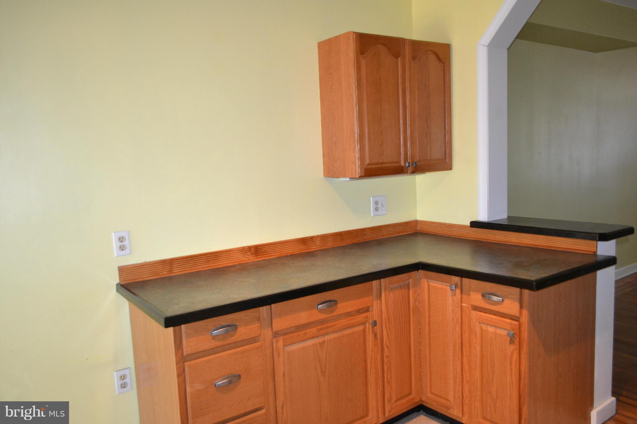 1146 Roland Heights Avenue Baltimore, MD 21211 - Photo 5 of 21 Kitchen