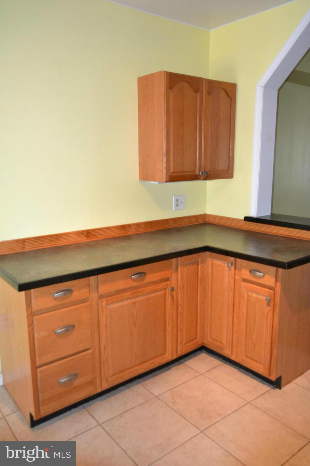 1146 Roland Heights Avenue Baltimore, MD 21211 - Photo 6 of 21 Kitchen