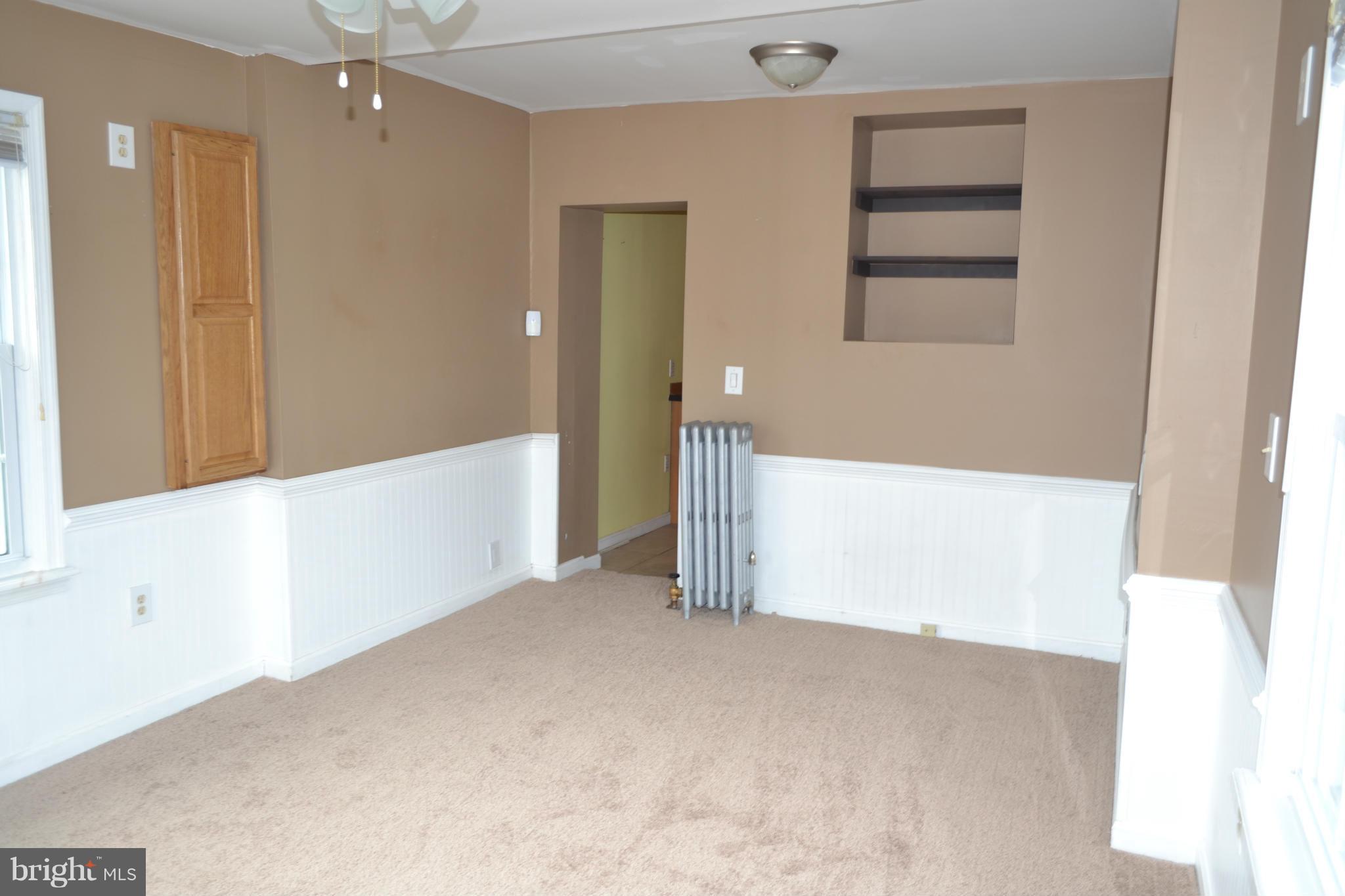 1146 Roland Heights Avenue Baltimore, MD 21211 - Photo 9 of 21 Family Room