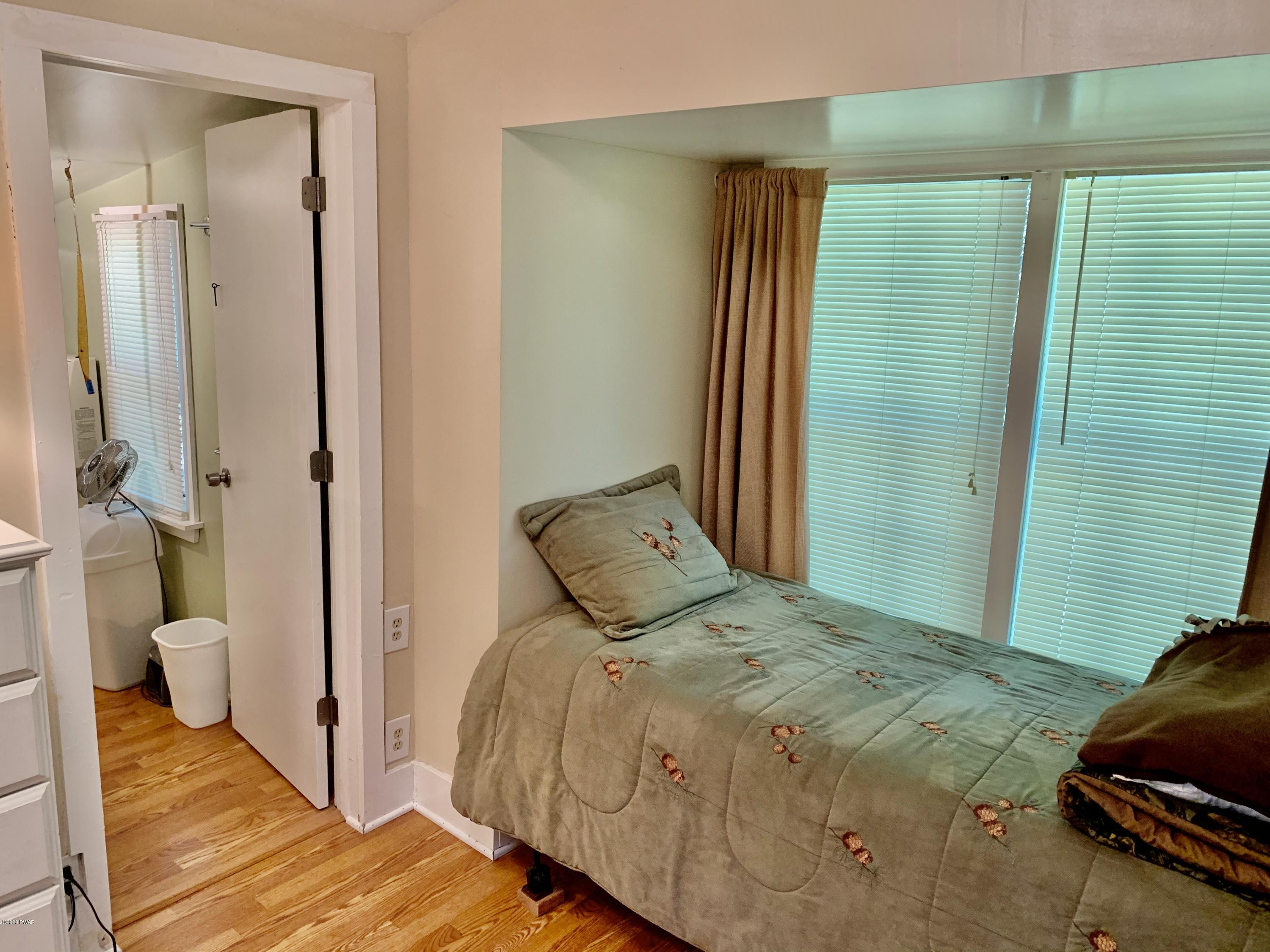 7 Billard Road Hawley, PA 18428 - Photo 17 of 42