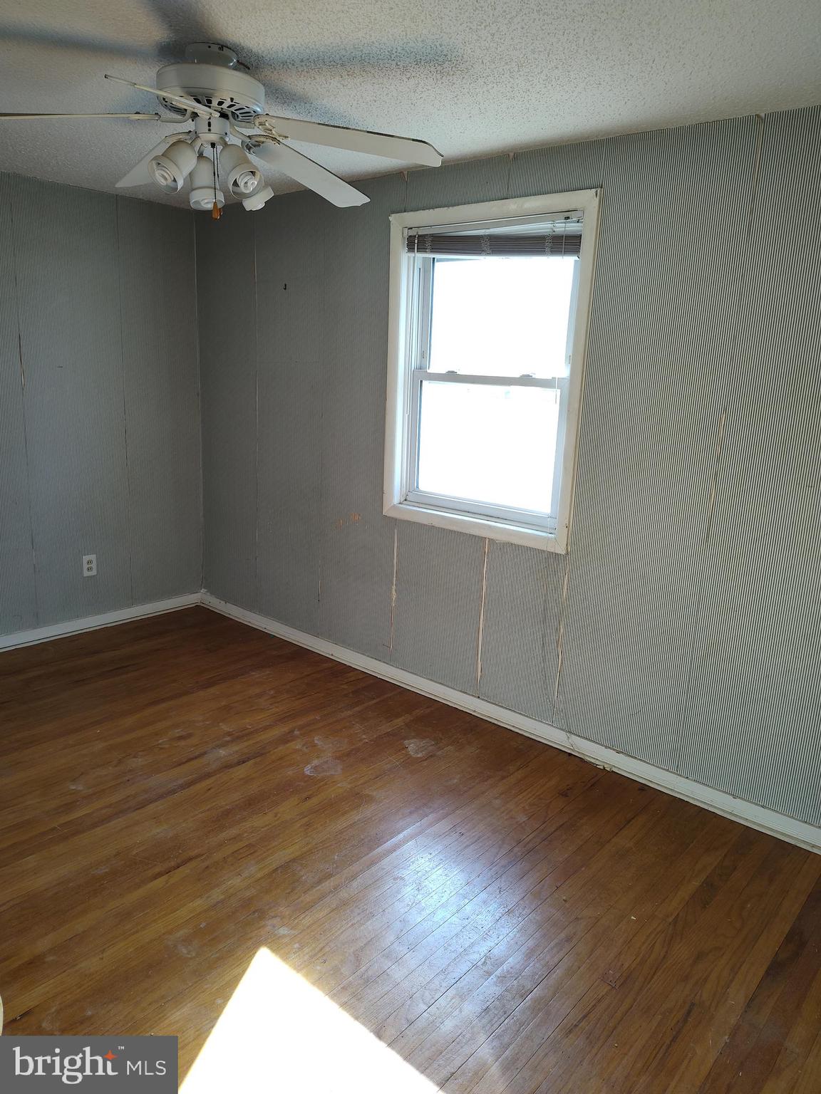 819 Grant Road Folcroft, PA 19032 - Photo 12 of 16