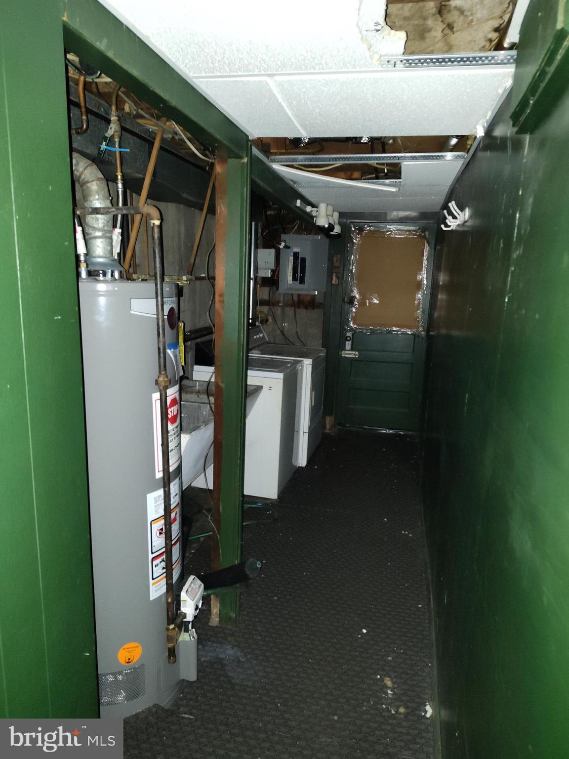 819 Grant Road Folcroft, PA 19032 - Photo 14 of 16