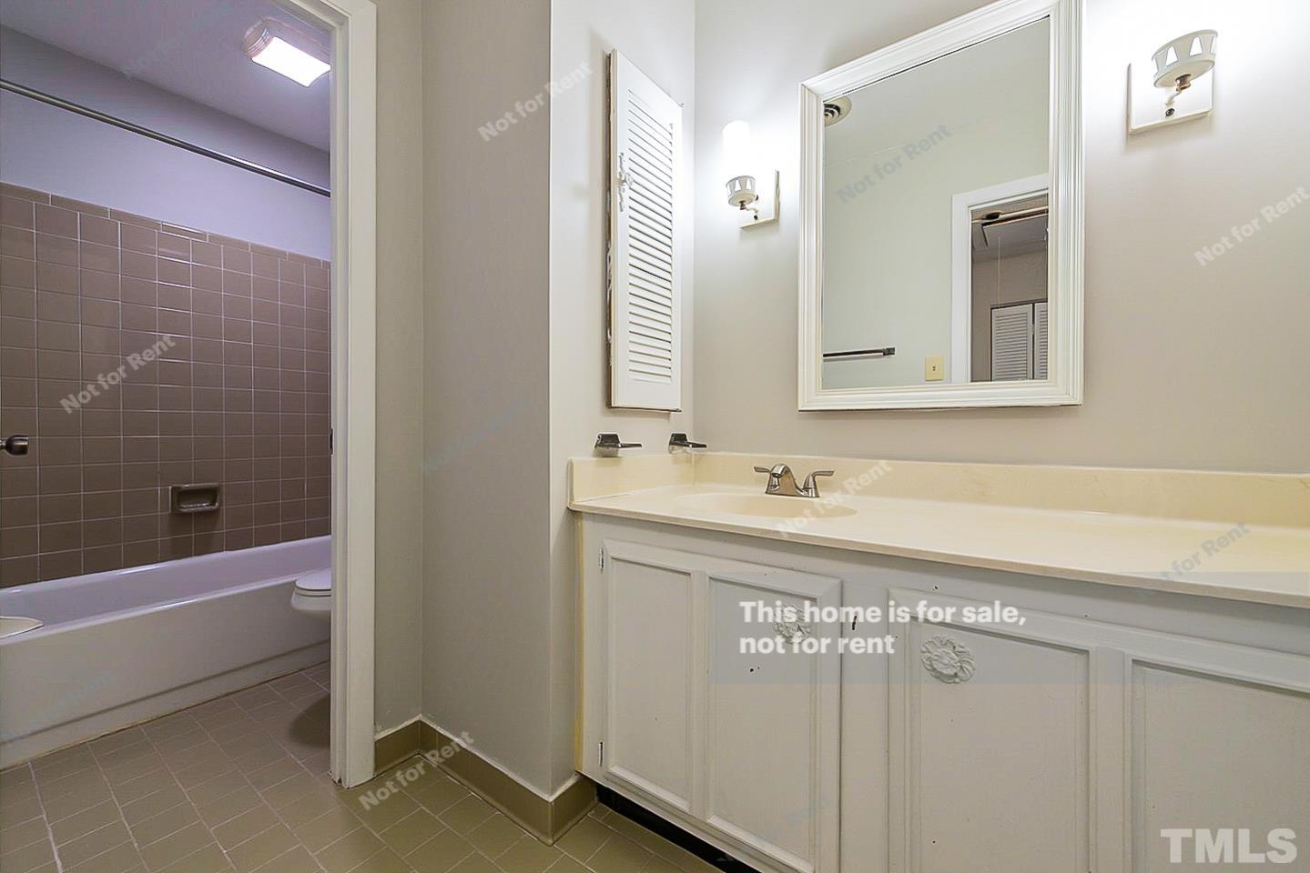 802 Green Ridge Drive Raleigh, NC 27609 - Photo 16 of 18 Gallery Image 16
