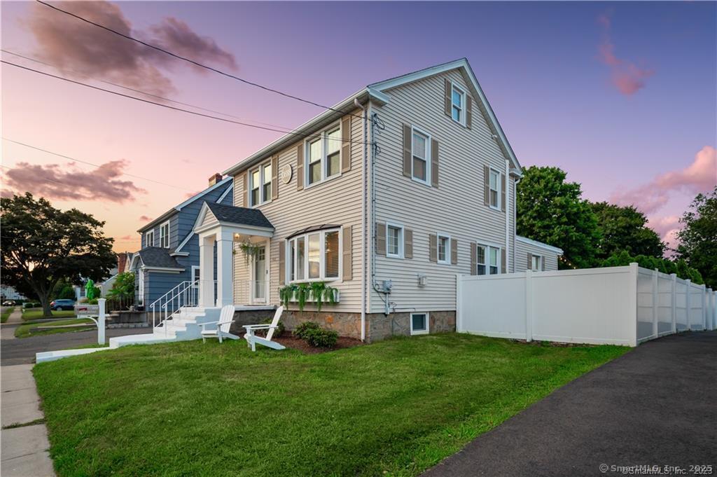 503 Reef Road Fairfield, CT 06824 - Photo 1 of 39 Gallery Image 1